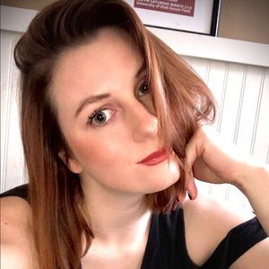 Meet your Posher, Jacqueline